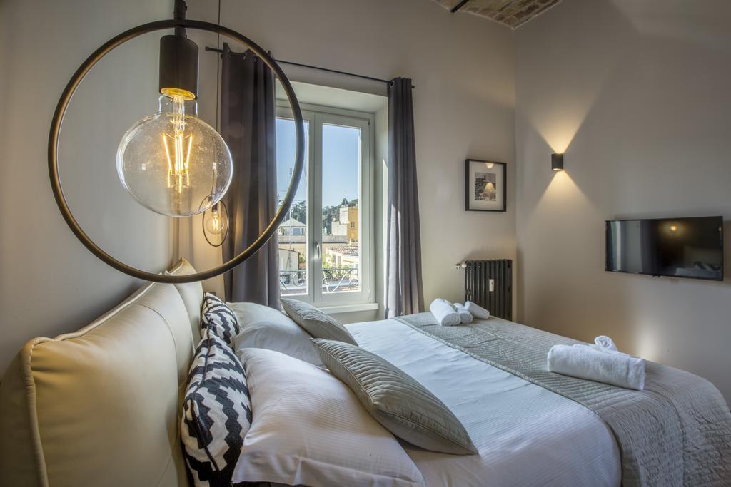 Eve Penthouse Colosseo Rome Exterior photo